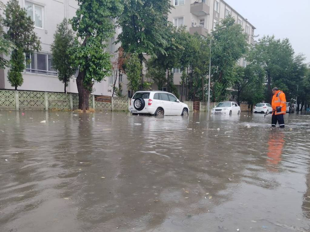 Trakya'da sağanak etkili oluyor - Resim: 14